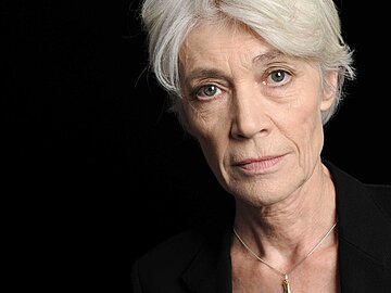 Françoise Hardy, icĂŽne de la chanson française, est morte Ă l’Ăąge de 80 ans, annonce son fils Thomas Dutronc sur les rĂ©seaux sociaux Françoise Hardy, icĂŽne de la chanson française, est morte Ă l’Ăąge de 80 ans, annonce son fils Thomas Dutronc sur les rĂ©seaux sociaux